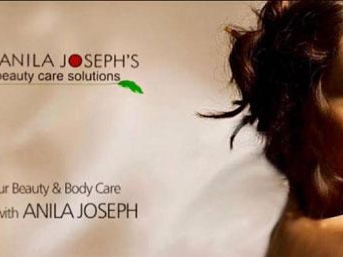 LAKSHMI'S BRIDAL MAKEOVER STUDIO