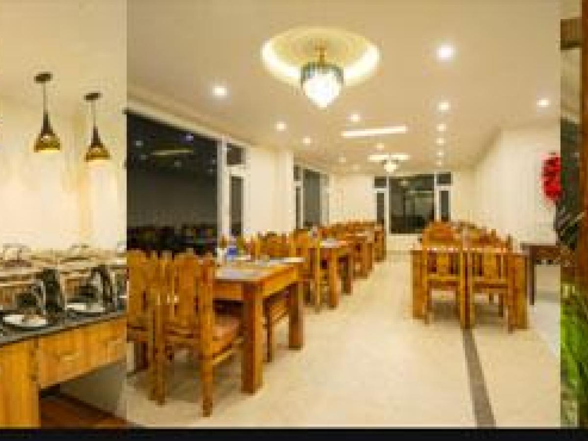 Snow World Restaurant